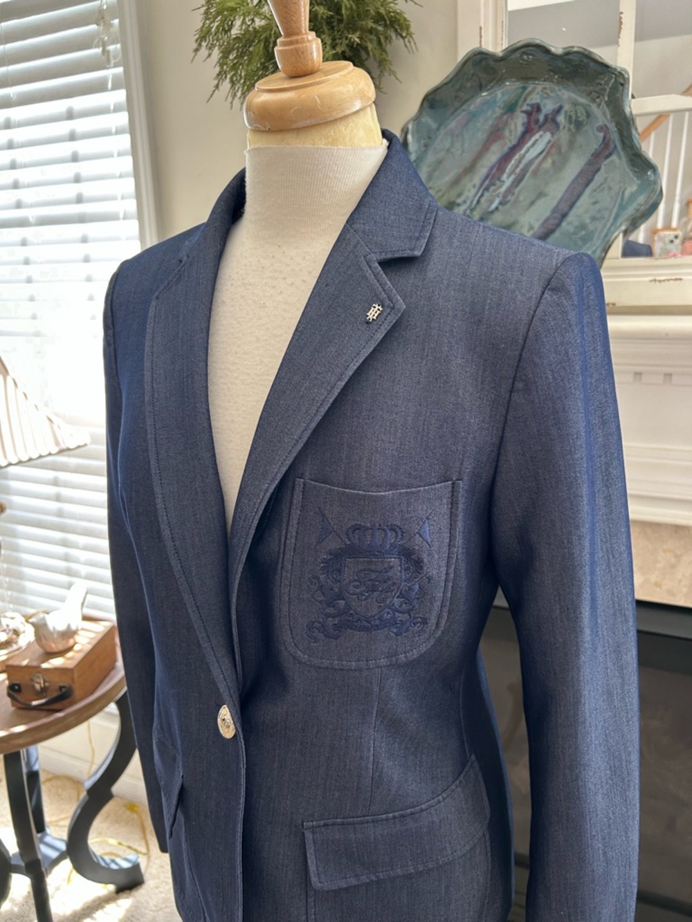 Tommy Hilfiger Navy Embroidered Crest Blazer - Picture 3 of 10